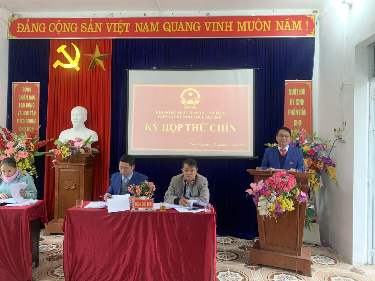 anh tin bai