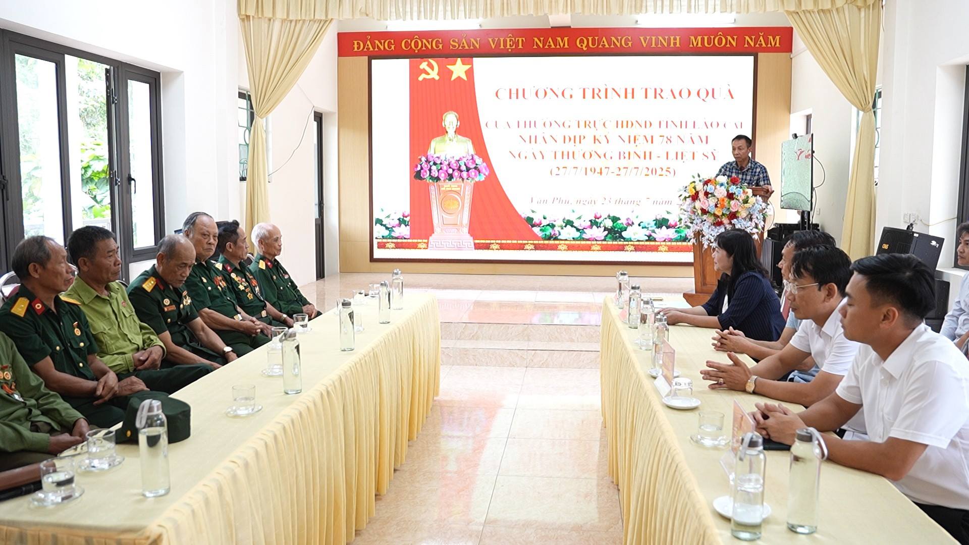 anh tin bai