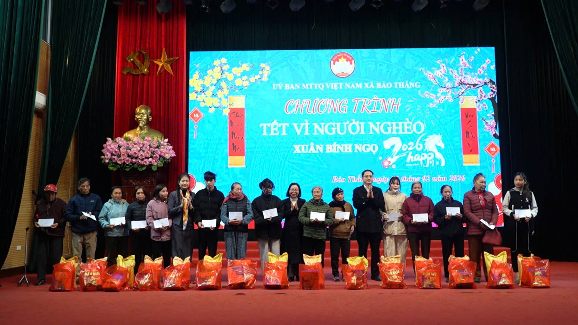 Xã Bảo Thắng chung tay chăm lo Tết cho người nghèo gia đình chính sách