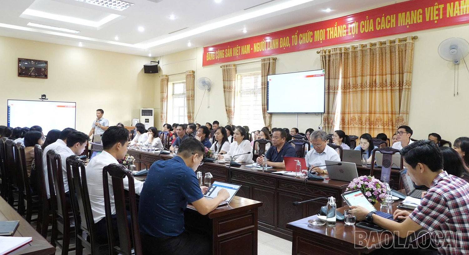 Tập huấn phần mềm Hệ thống thông tin điều hành tác nghiệp trong các cơ quan Đảng