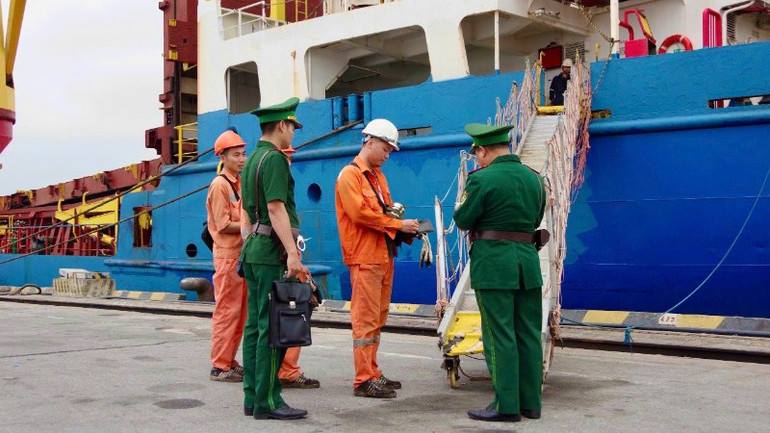 Đẩy mạnh chuyển đổi số, tạo đột phá trong công tác quản lý cửa khẩu, bảo vệ biên giới