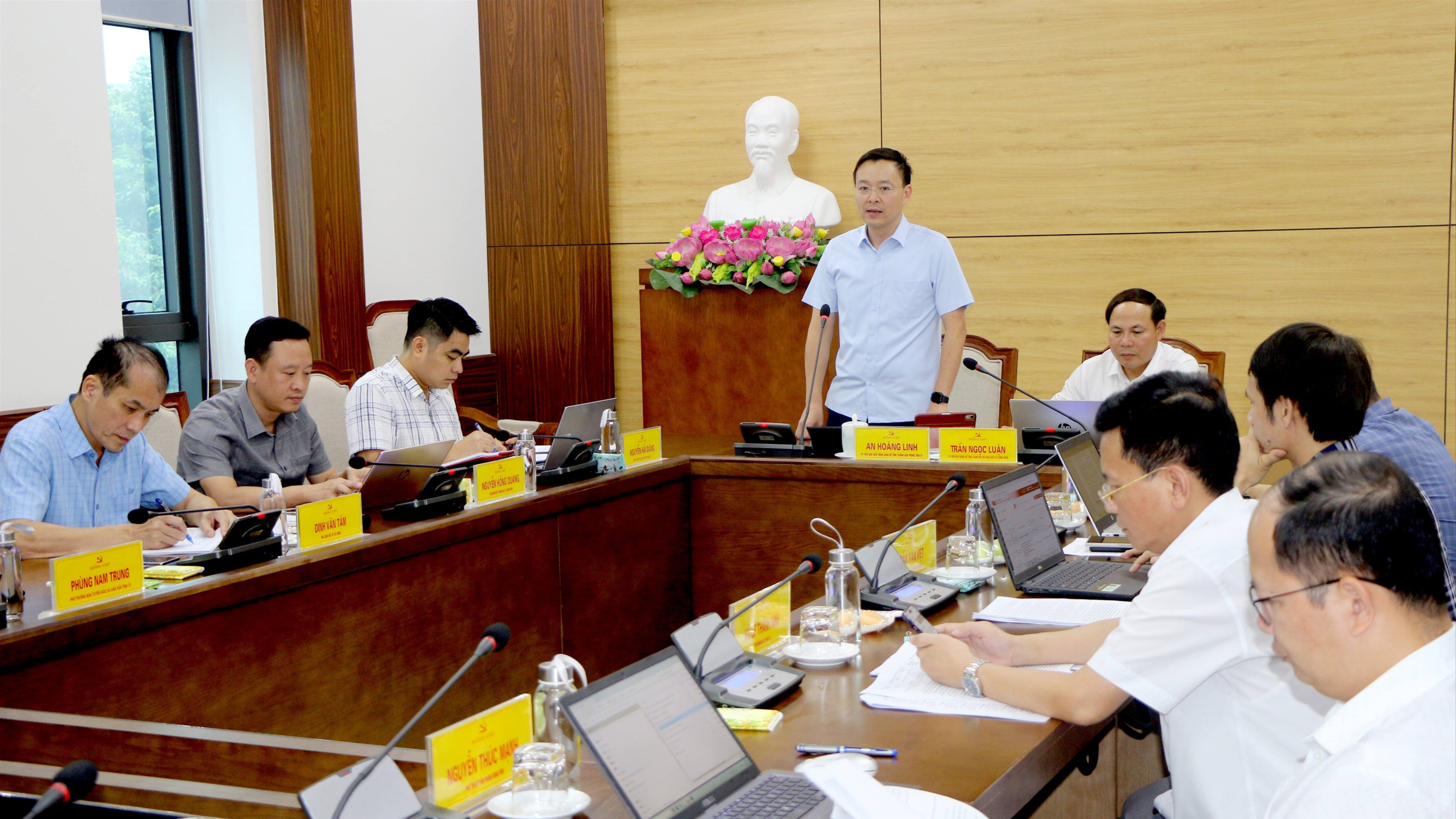 Lào Cai: Họp Tổ giúp việc Ban Chỉ đạo khoa học - công nghệ và chuyển đổi số