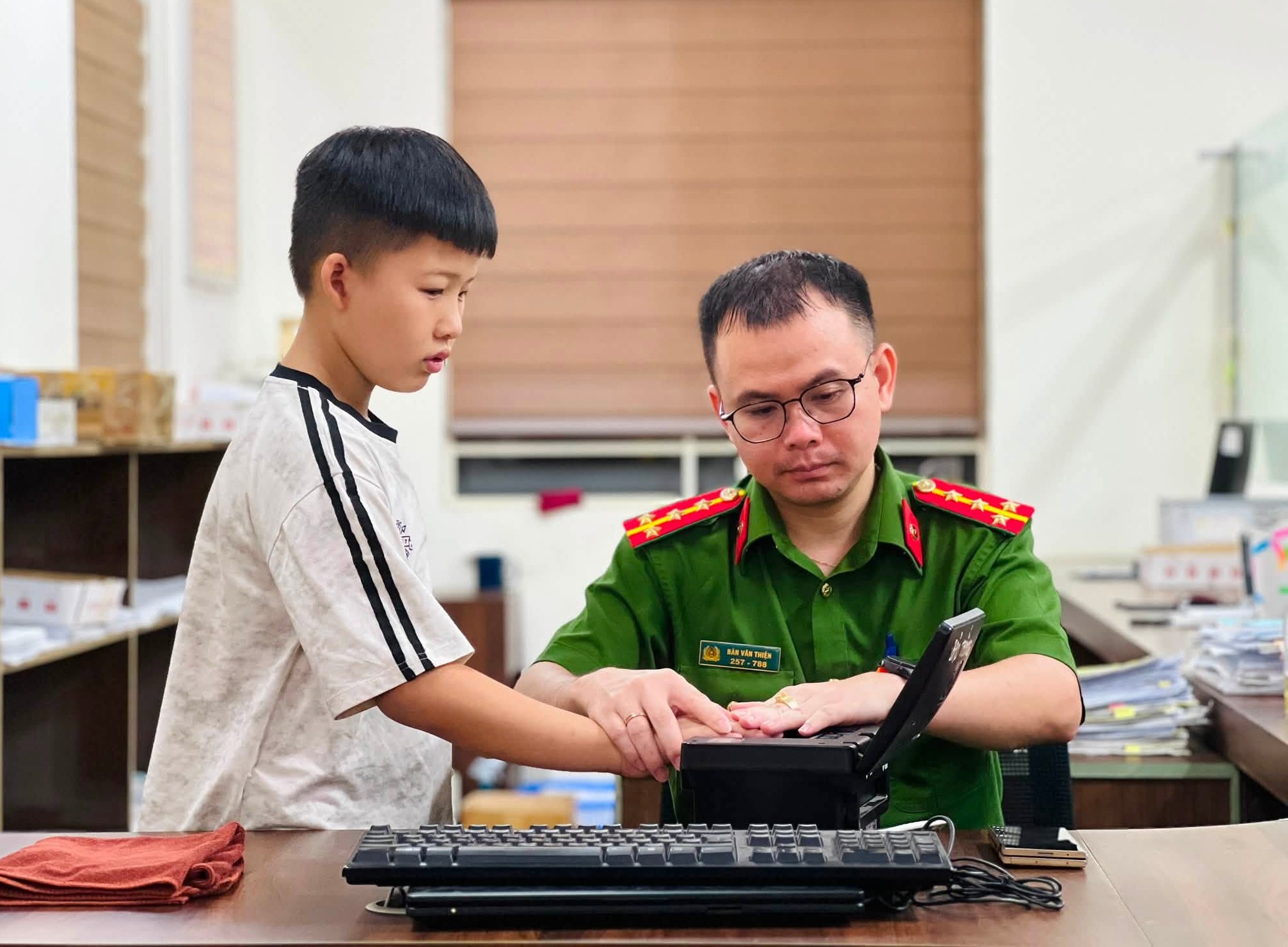 anh tin bai