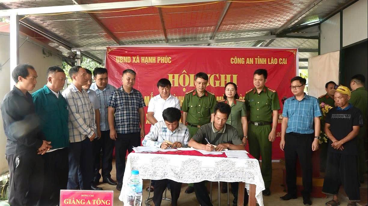 Ra mắt mô hình Dòng họ Mùa xã Hạnh Phúc- Không có vũ khí, vật liệu nổ, công cụ hỗ trợ trái phép