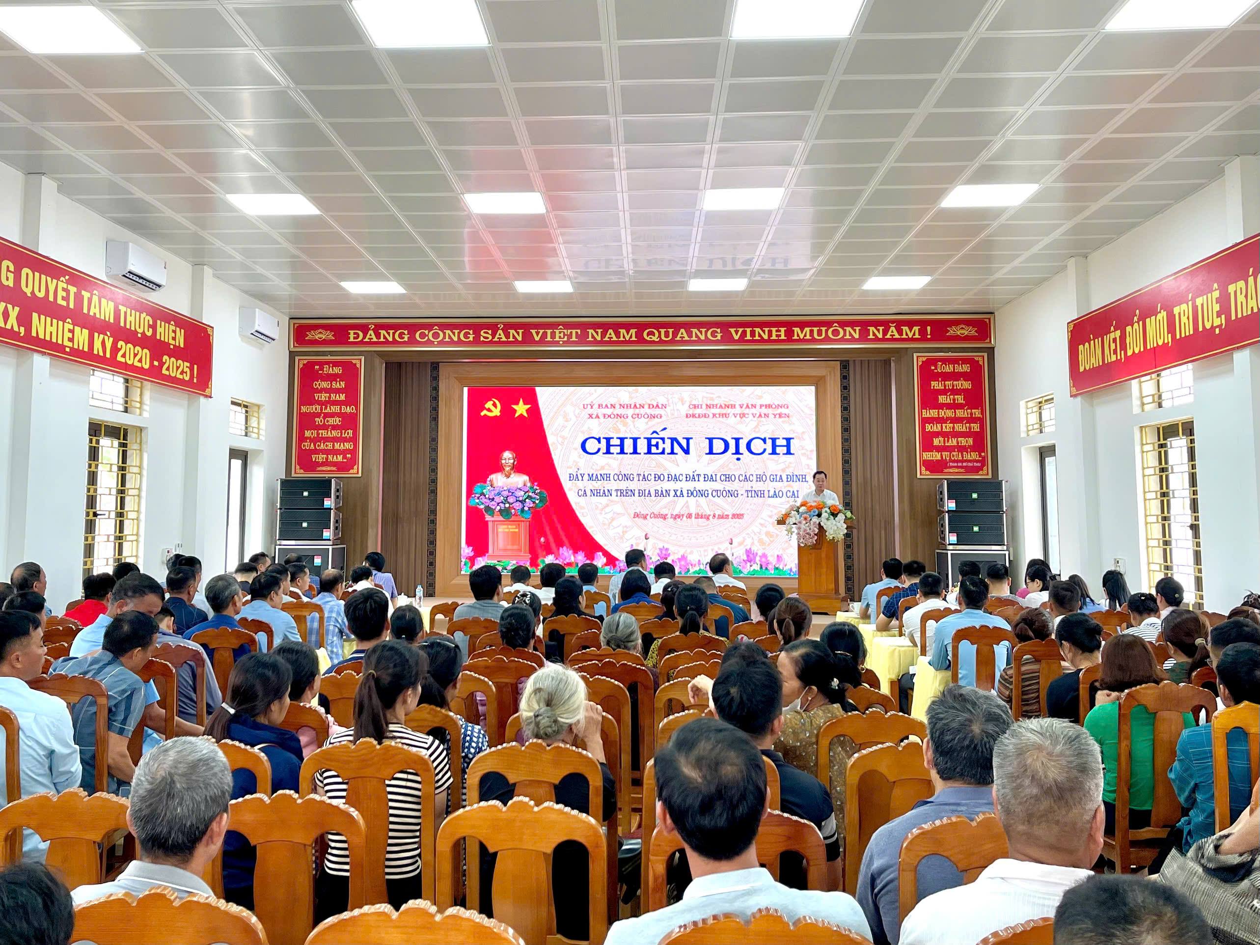 Xã Đông Cuông triển khai chiến dịch đo đạc đất đai cho người dân