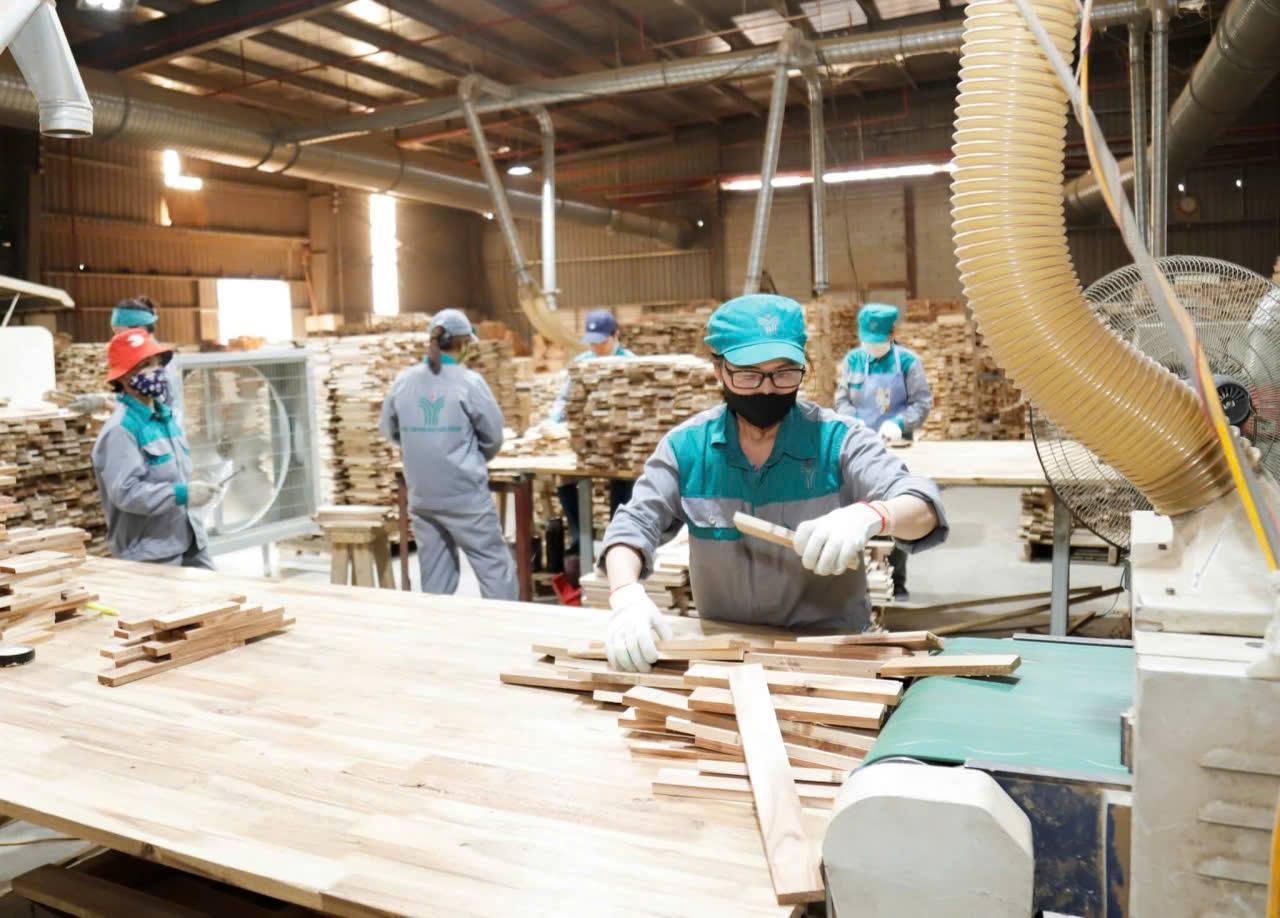 Phường Yên Bái phấn đấu tổng giá trị sản phẩm bình quân hàng năm tăng 12%/năm trở lên