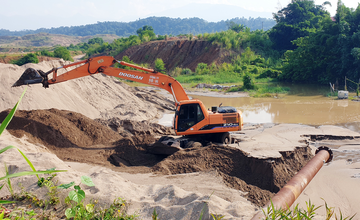 Thông báo đấu giá quyền khai thác khoáng sản đối với Mỏ cát, sỏi trên sông Hồng thuộc các xã Mậu A, Xuân Ái, Đồng Cuông, Lâm Giang, Châu Quế, tỉnh Lào Cai