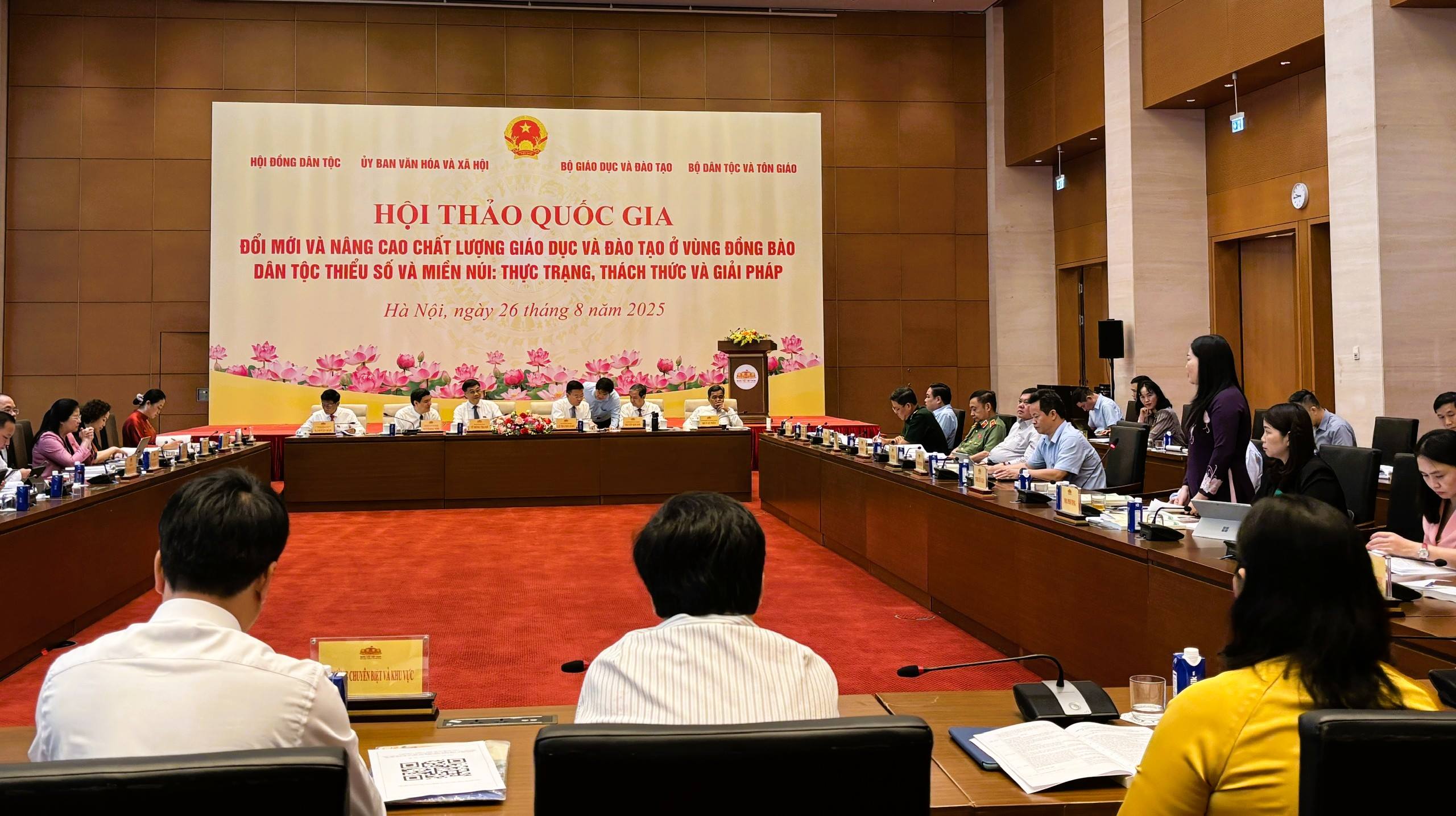 Phó Chủ tịch UBND tỉnh Vũ Thị Hiền Hạnh tham dự Hội thảo quốc gia về giáo dục và đào tạo vùng đồng bào dân tộc thiểu số và miền núi
