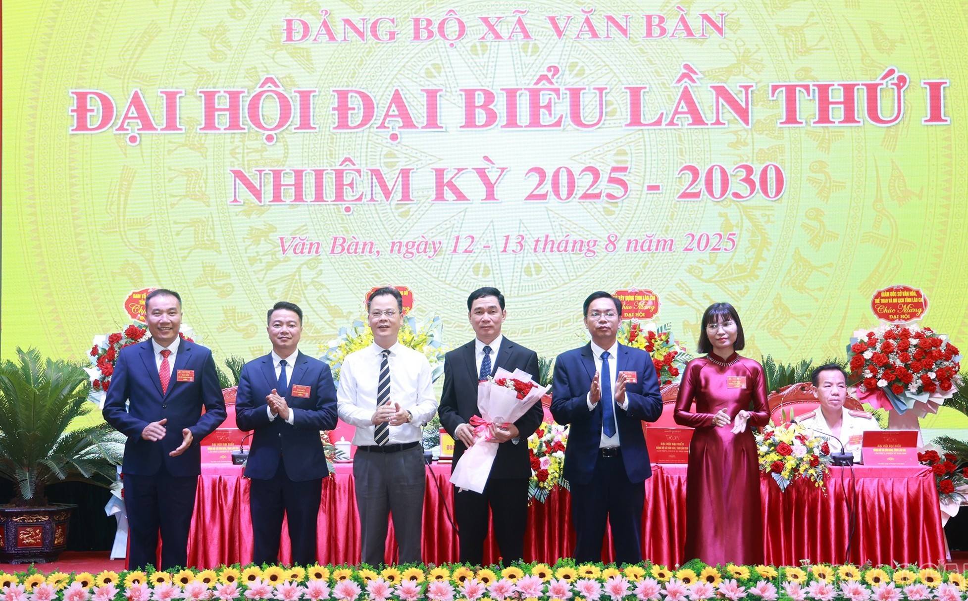 Phấn đấu xây dựng xã Văn Bàn đạt chuẩn nông thôn mới vào năm 2030