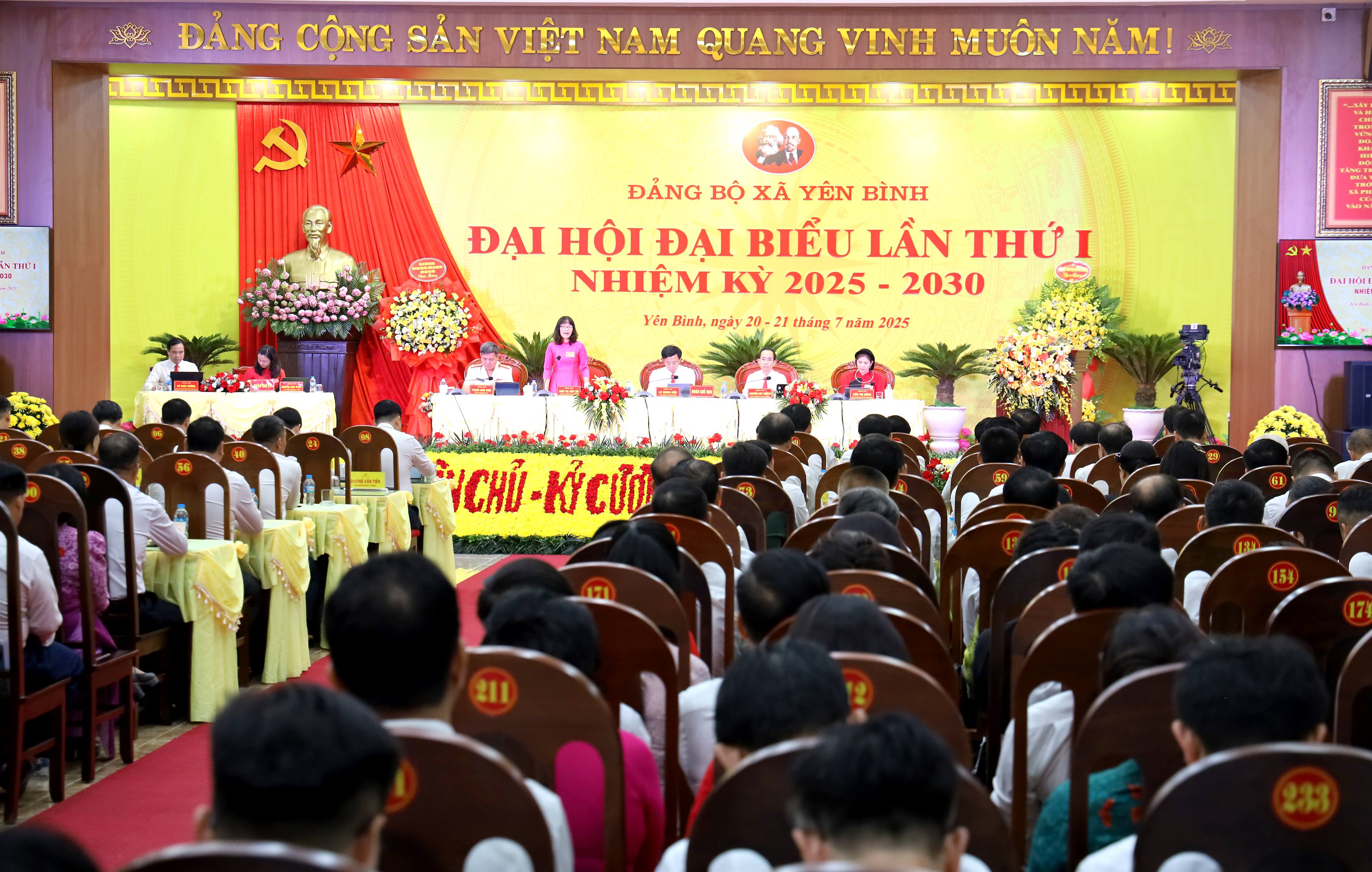 Đồng chí Nguyễn Tuấn Anh - Phó Bí thư Tỉnh ủy dự chỉ đạo Phiên trù bị Đại hội đại biểu Đảng bộ xã Yên Bình lần thứ I, nhiệm kỳ 2025 - 2030