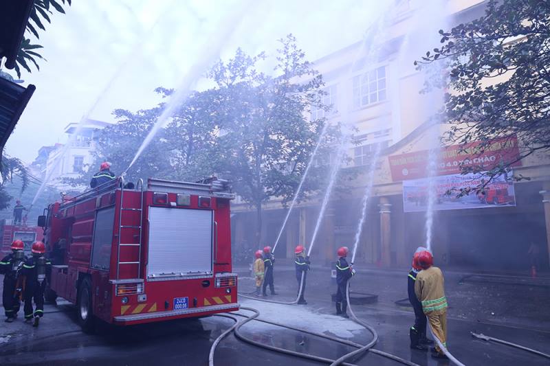 Tỉnh Lào Cai thực hiện 10 nhiệm vụ trọng tâm và giải tăng cường công tác phòng cháy, chữa cháy trong tình hình mới