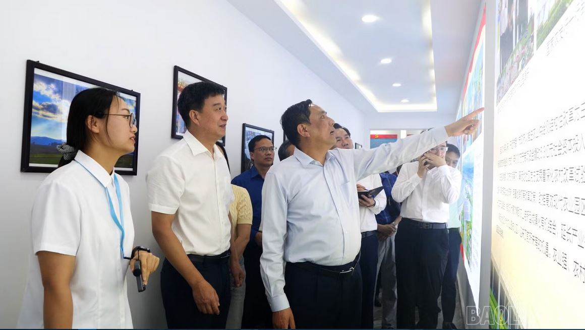 Đoàn đại biểu tỉnh Lào Cai khảo sát thực tế tại Khai Viễn và Lệ Giang (Trung Quốc)