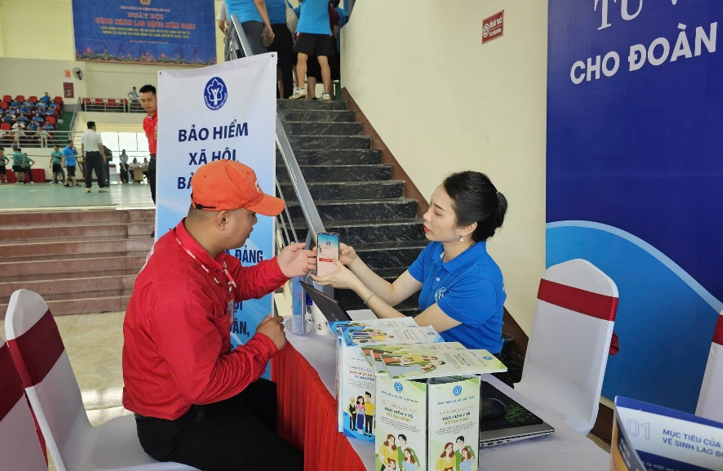 Lan tỏa “BHXH số - công dân số” từ việc triển khai hiệu quả Đề án 06