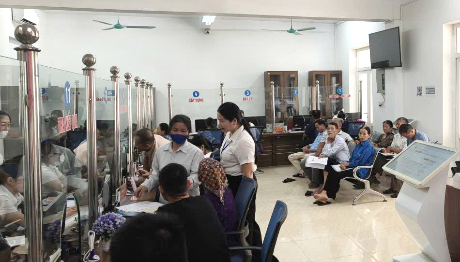 Xã Yên Bình nâng cao chất lượng giải quyết thủ tục hành chính, đẩy mạnh chuyển đổi số khi thực hiện chính quyền địa phương 2 cấp