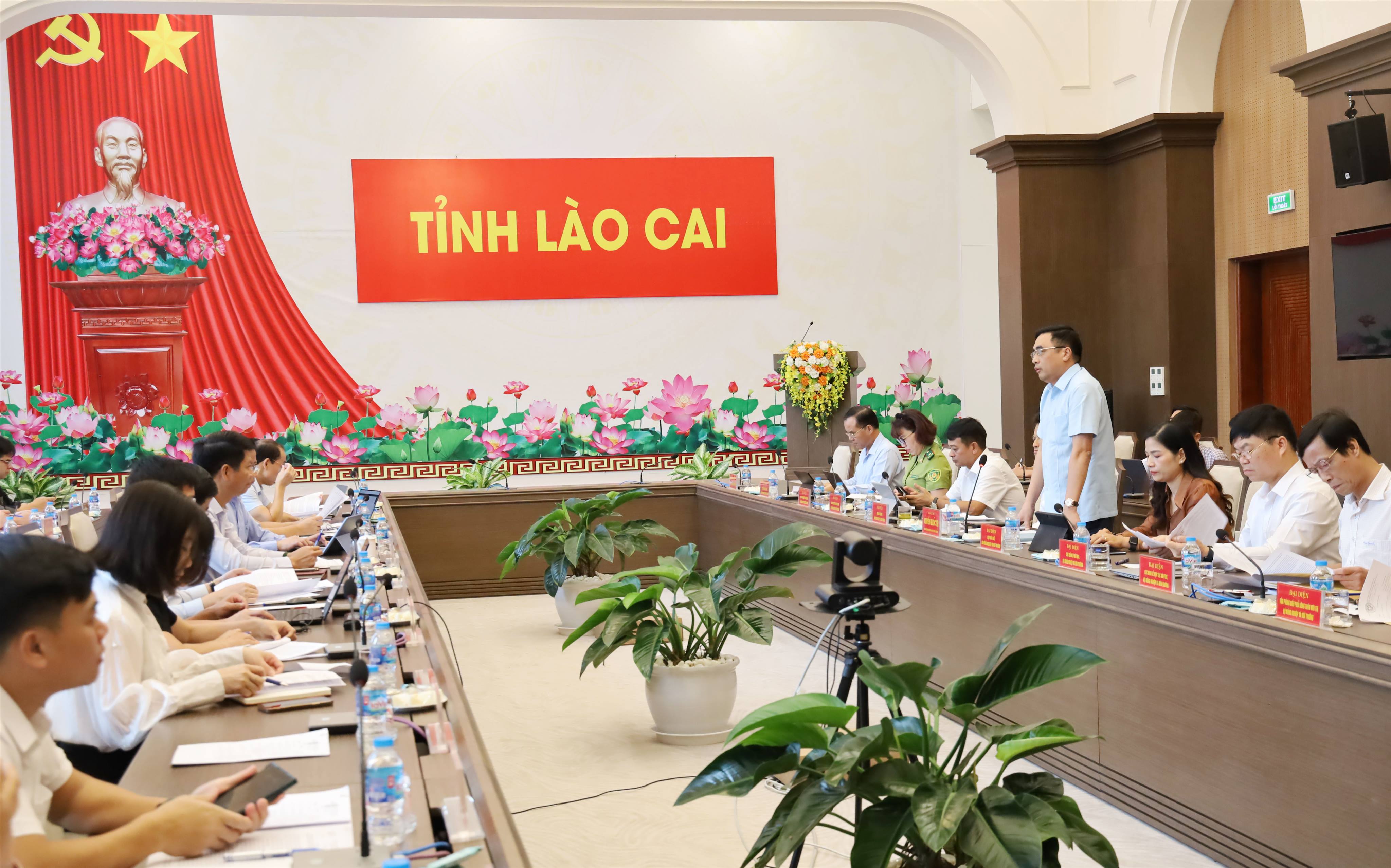Thứ trưởng Bộ Nông nghiệp và Môi trường Nguyễn Quốc Trị làm việc với UBND tỉnh Lào Cai tháo gỡ các khó khăn, vướng mắc, điểm nghẽn trong ngành Nông nghiệp và Môi trường