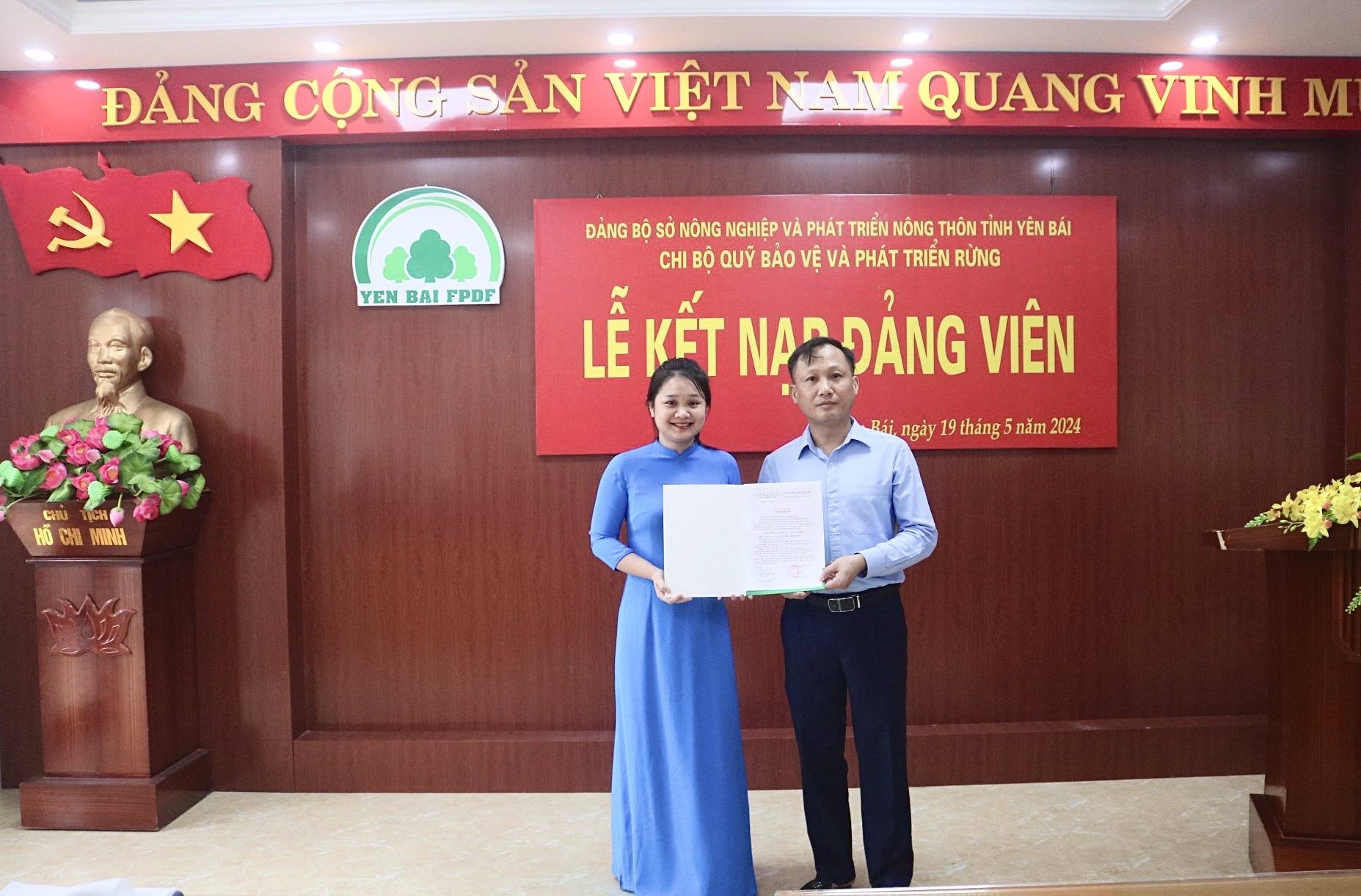 Phấn đấu 5 tháng cuối năm 2025 kết nạp trên 1.900 đảng viên