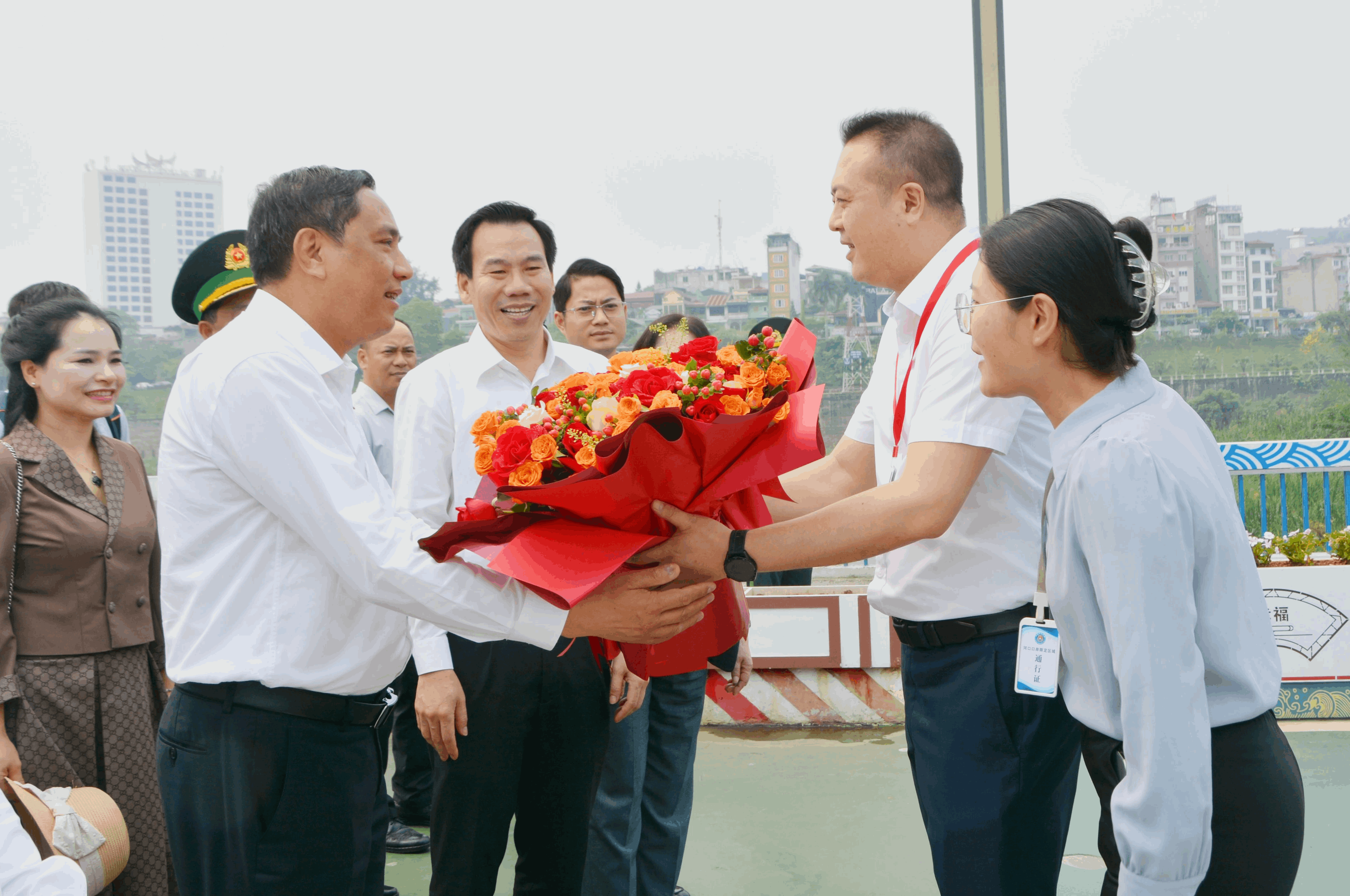 Đoàn đại biểu tỉnh Lào Cai xuất cảnh đi nghiên cứu, trao đổi kinh nghiệm tại tỉnh Vân Nam (Trung Quốc)
