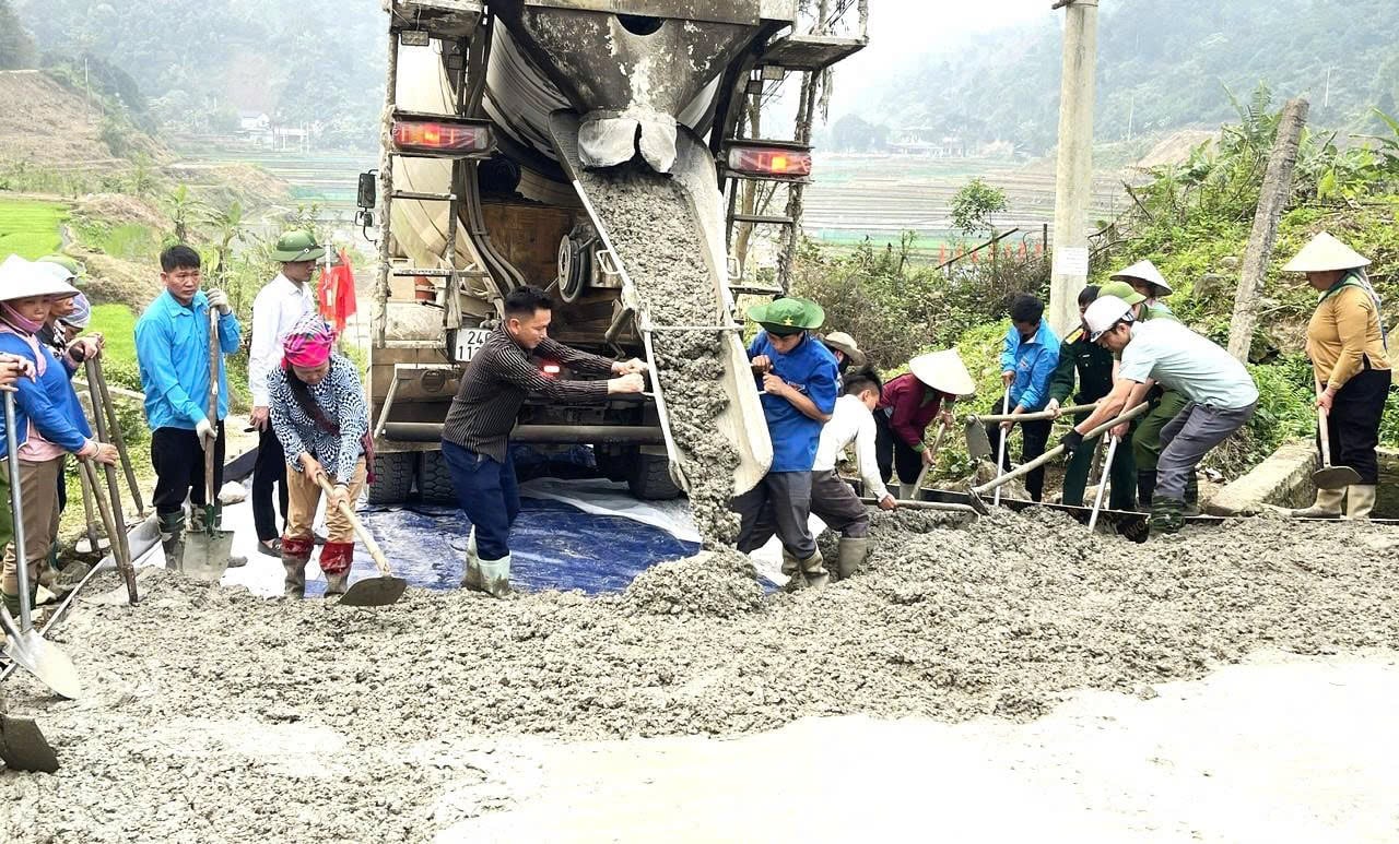 Lào Cai phấn đấu đến năm 2030 nhựa hóa, bê tông hóa trên 80% đường giao thông nông thôn