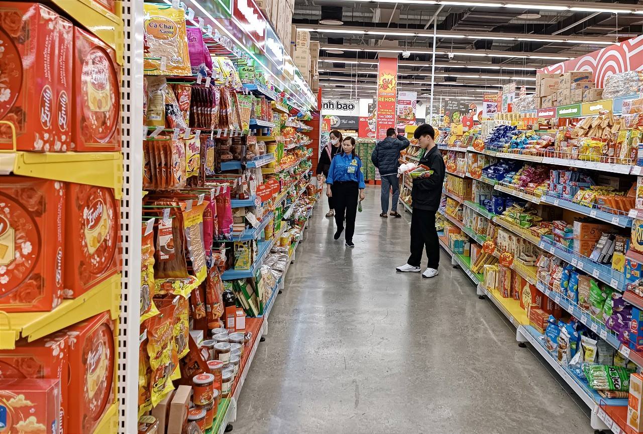 Quyết định phân công nhiệm vụ quản lý nhà nước về giá, thẩm định giá