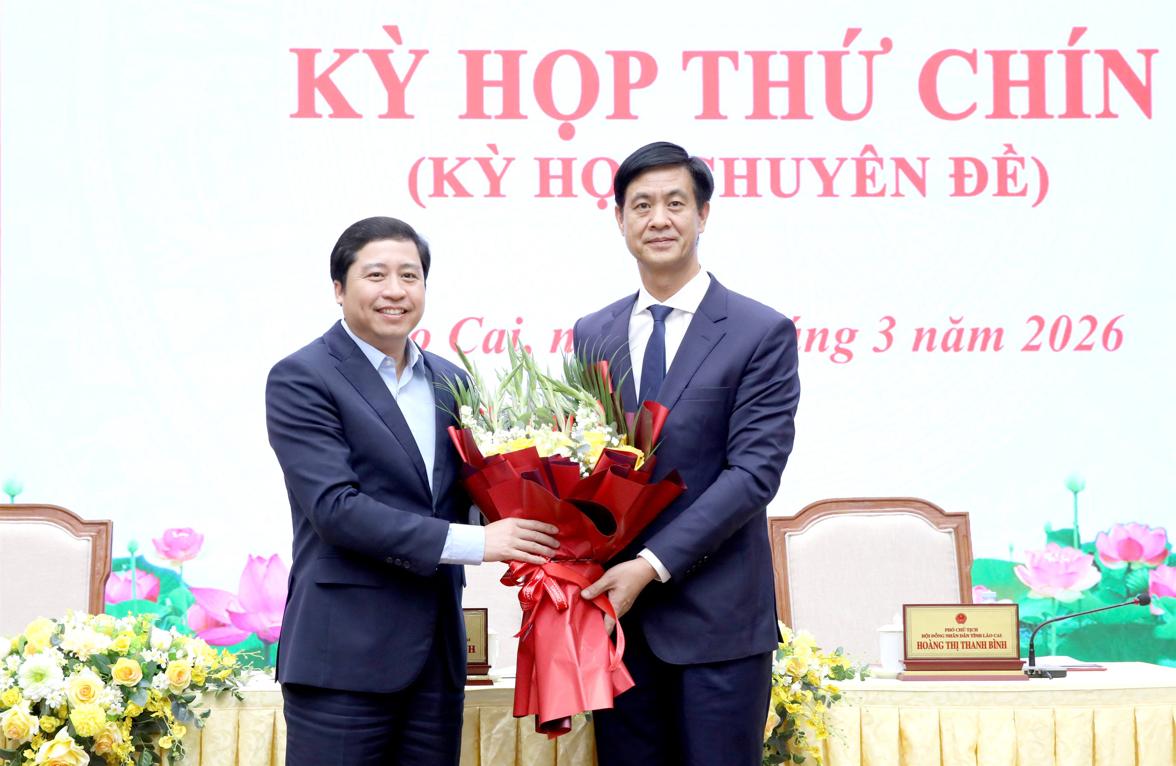 Đồng chí Phan Trung Bá được bầu giữ chức Phó Chủ tịch UBND tỉnh Lào Cai nhiệm kỳ 2021-2026