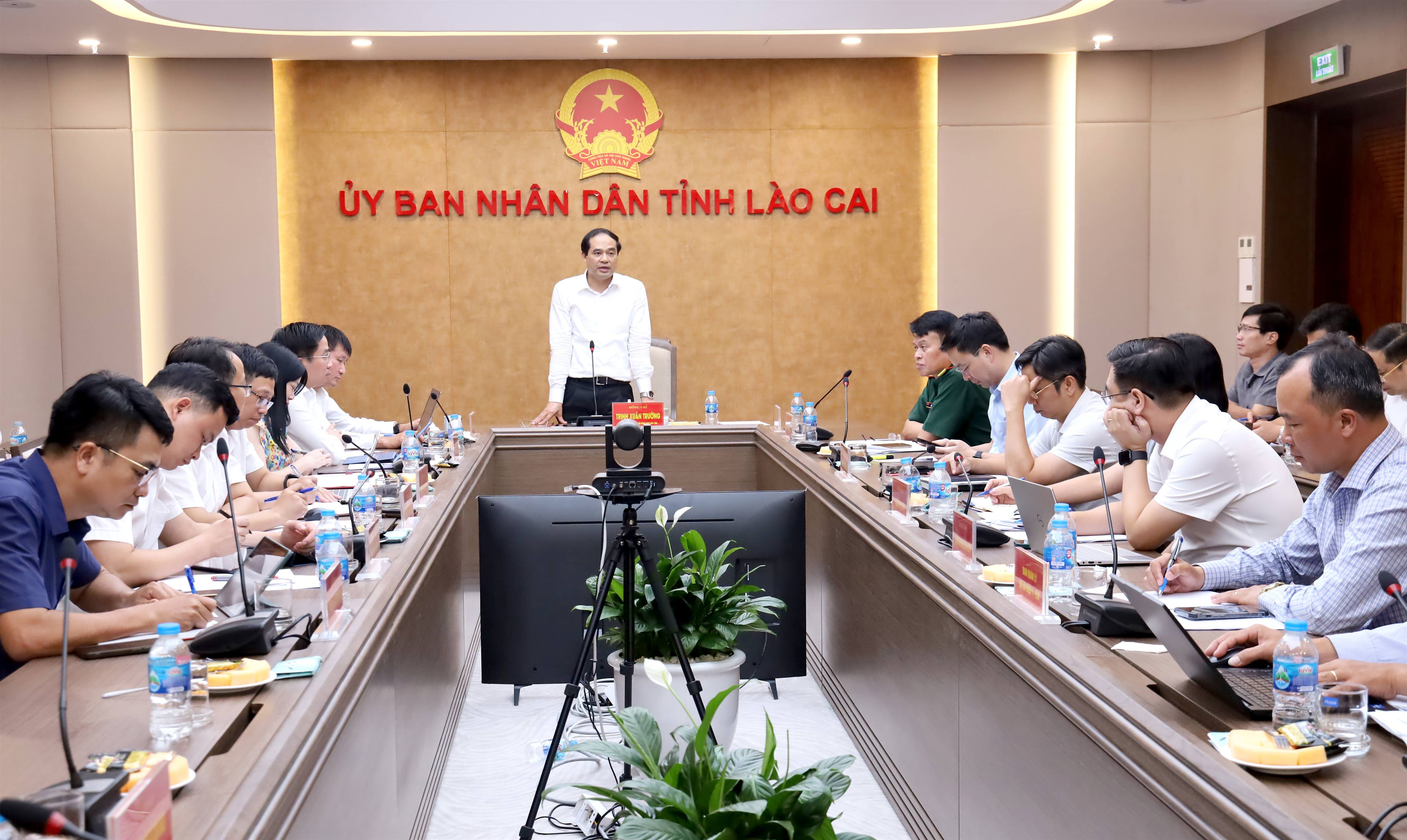 Bí thư Tỉnh ủy, Chủ tịch HĐND tỉnh Trịnh Xuân Trường chủ trì Hội nghị trực tuyến đánh giá tiến độ giải phóng mặt bằng và các thủ tục thực hiện Dự án Đường dây 500 kV Lào Cai - Vĩnh Yên, đoạn qua bàn tỉnh Lào Cai