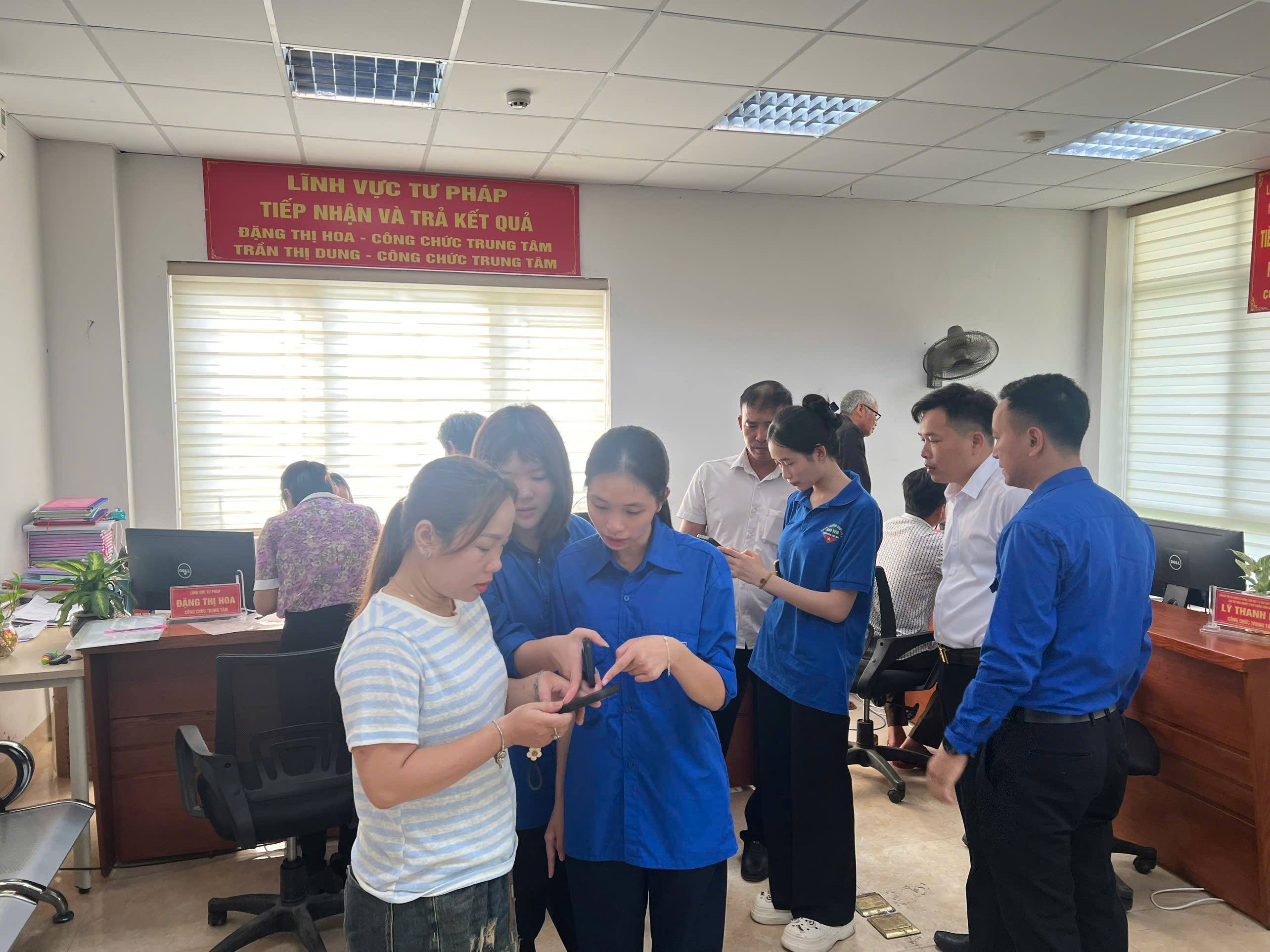 anh tin bai