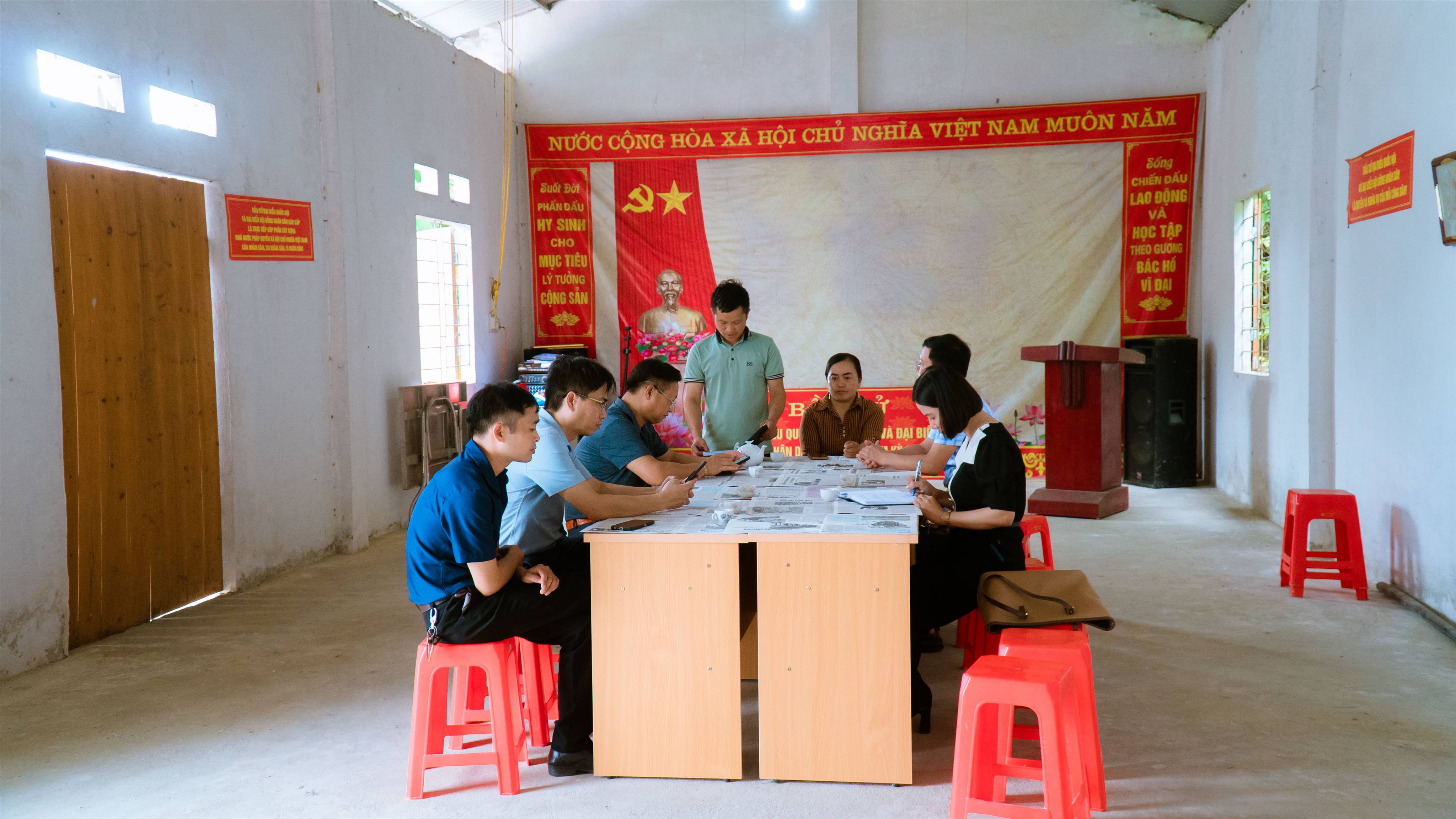anh tin bai