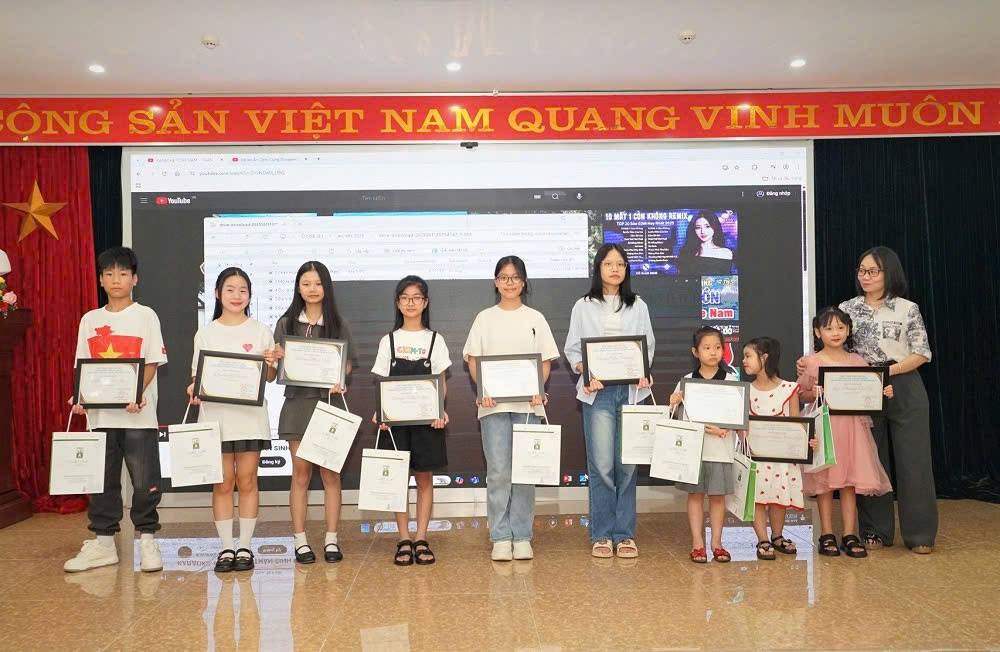 anh tin bai