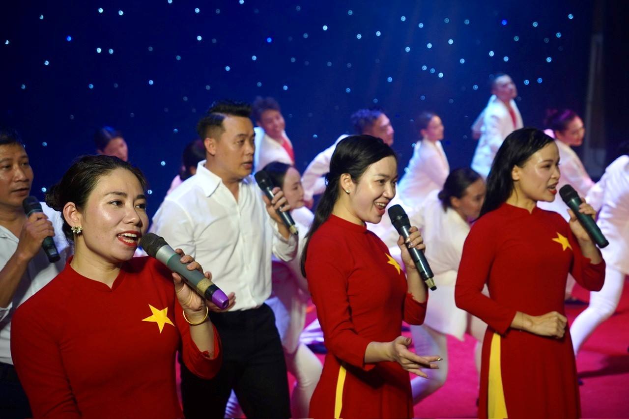 anh tin bai