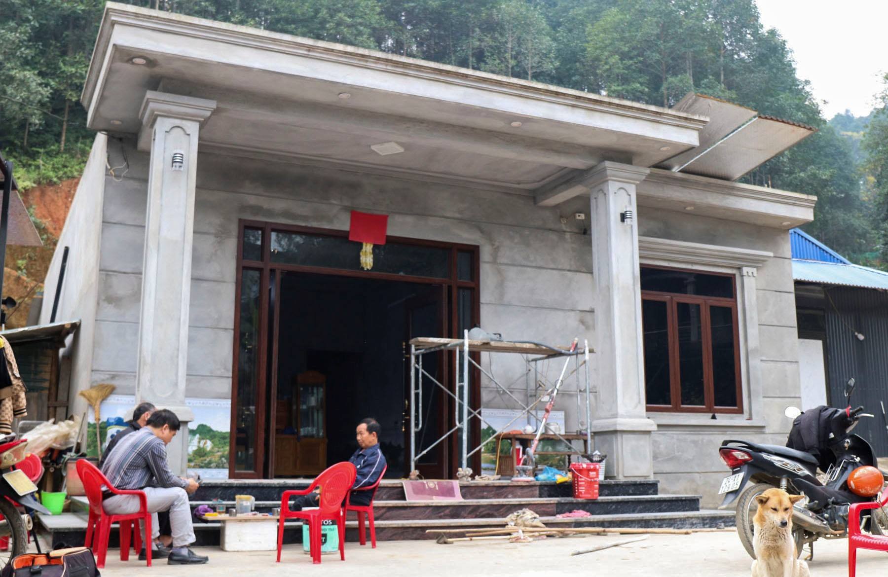 Nông dân xã Bát Xát phát huy hiệu quả nguồn kinh phí hỗ trợ bão lũ