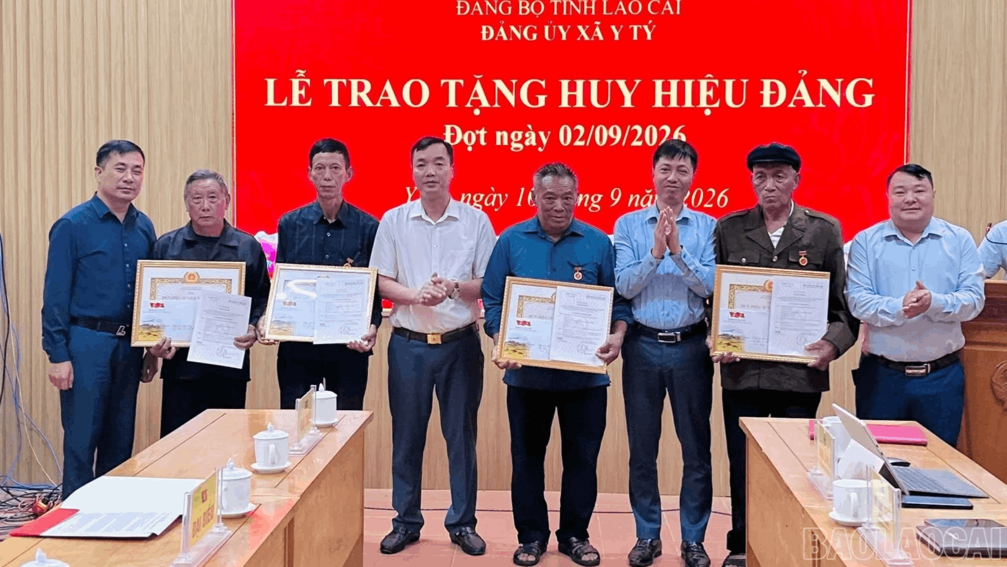 anh tin bai