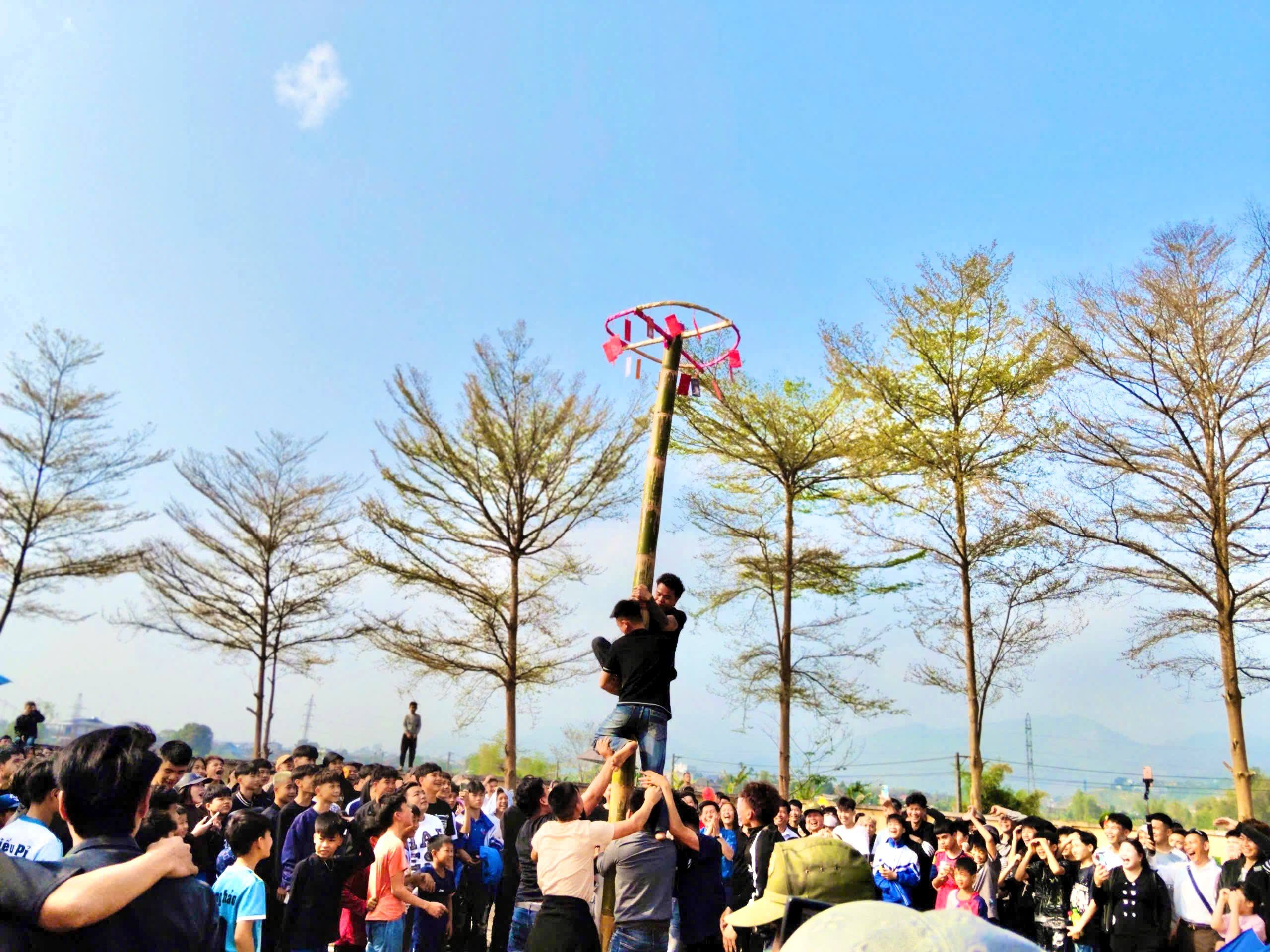 Rộn ràng Lễ hội Rằm tháng Giêng phường Trung Tâm năm 2026