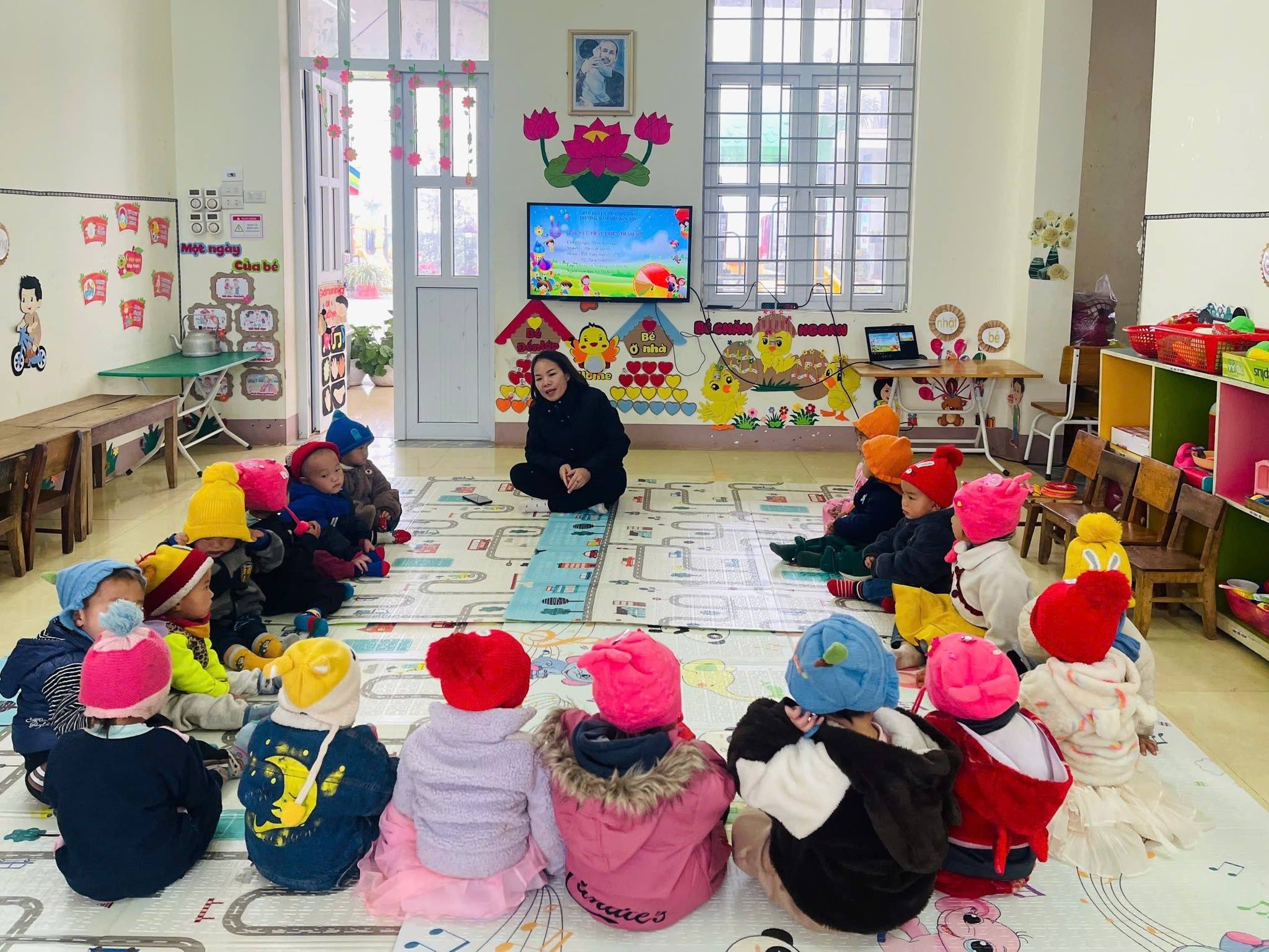 Quy định chế độ làm việc đối với giáo viên cơ sở giáo dục thường xuyên