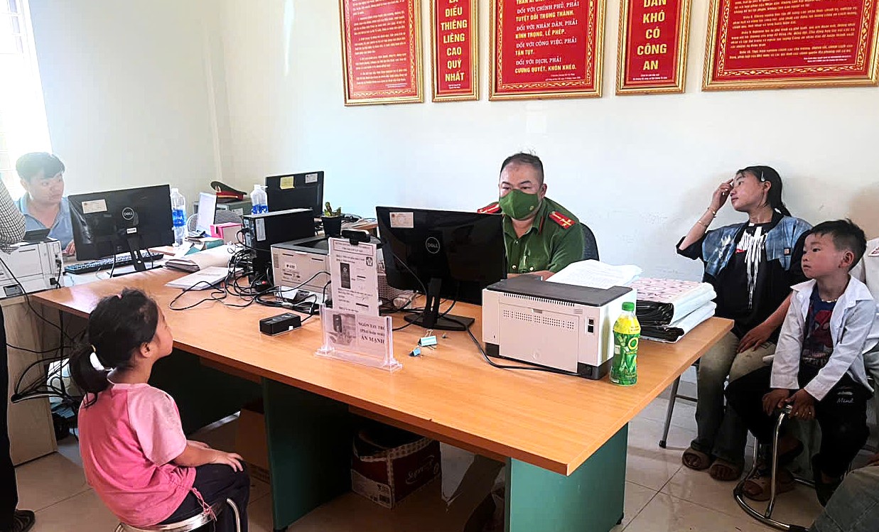 Bản Xèo: Hơn 52% trẻ từ 6 đến 14 tuổi được cấp tài khoản định danh điện tử