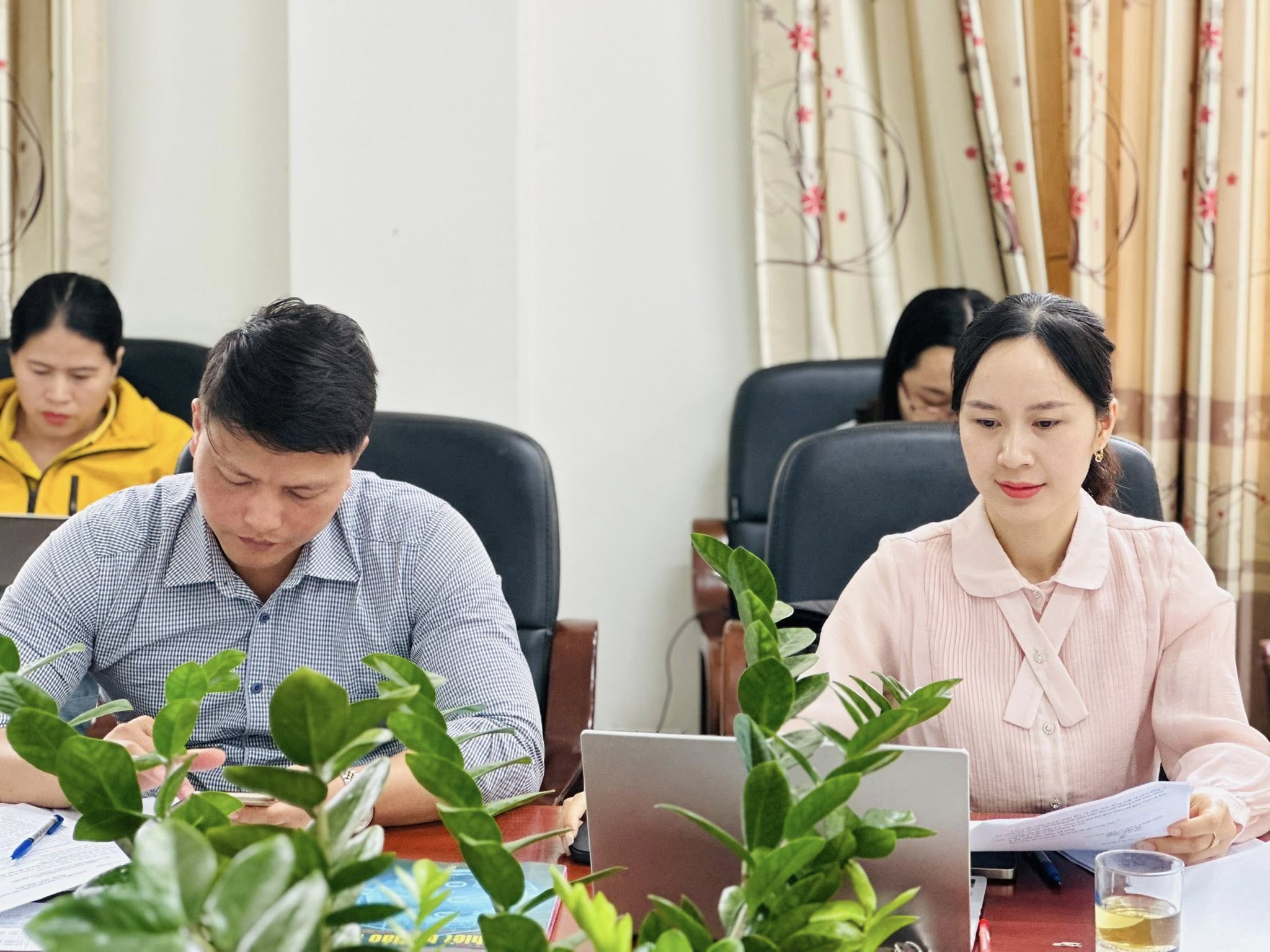anh tin bai