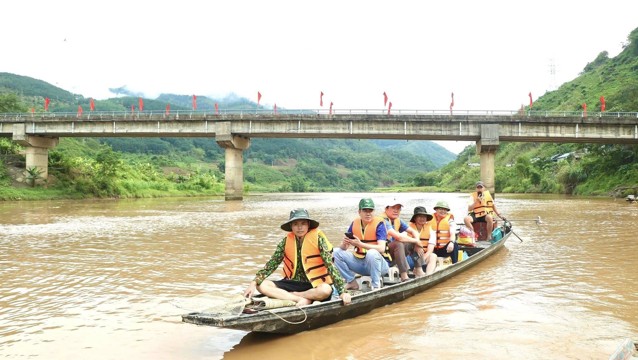anh tin bai