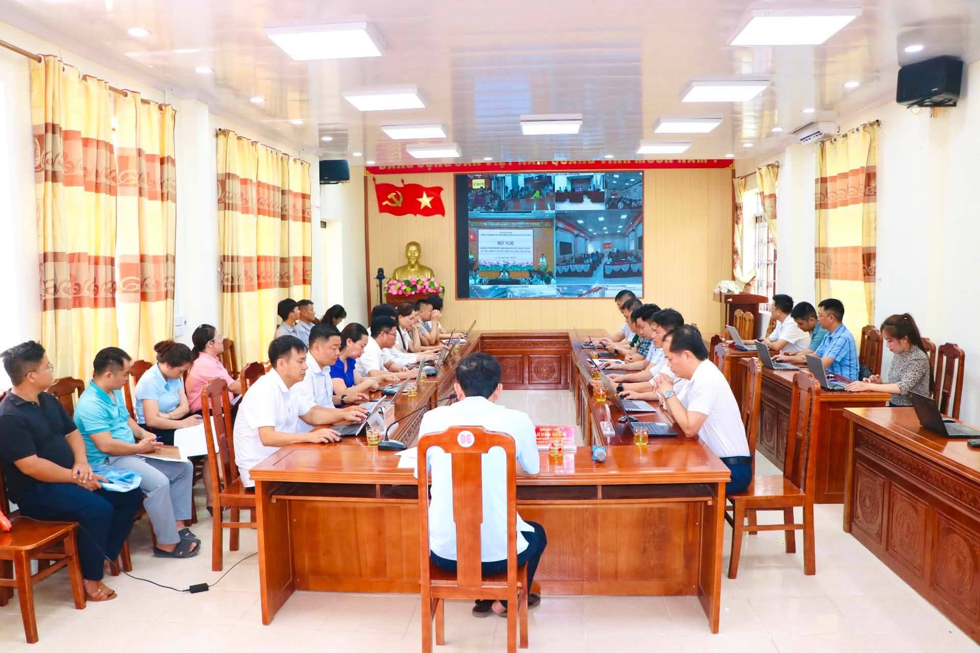 ĐẢNG ỦY XÃ PA TẦN DỰ HỘI NGHỊ TRỰC TUYẾN BAN CHỈ ĐẠO THỰC HIỆN NGHỊ QUYẾT SỐ 57-NQ/TW CỦA TỈNH