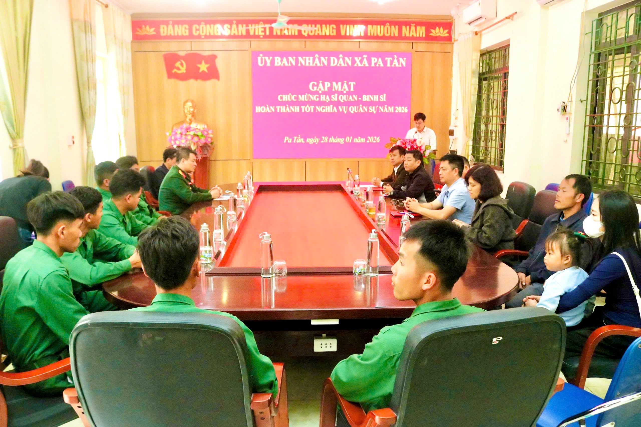GẶP MẶT CHÚC MỪNG HẠ SĨ QUAN, BINH SĨ HOÀN THÀNH TỐT NGHĨA VỤ QUÂN SỰ NĂM 2026