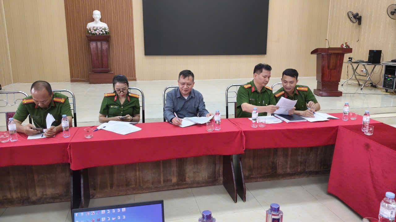 anh tin bai