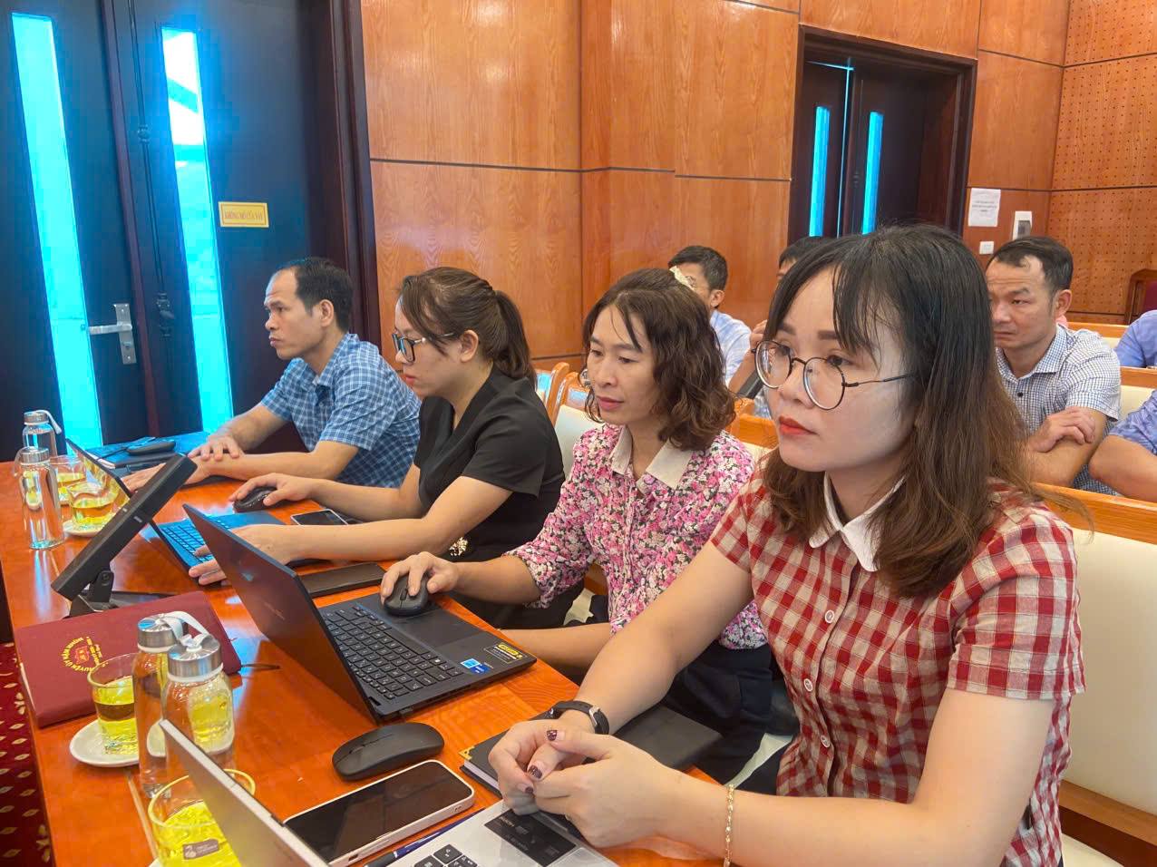 Khai mạc Lớp bồi dưỡng kiến thức, kỹ năng cho cán bộ cấp ủy, tổ chức Đảng cơ sở năm 2026