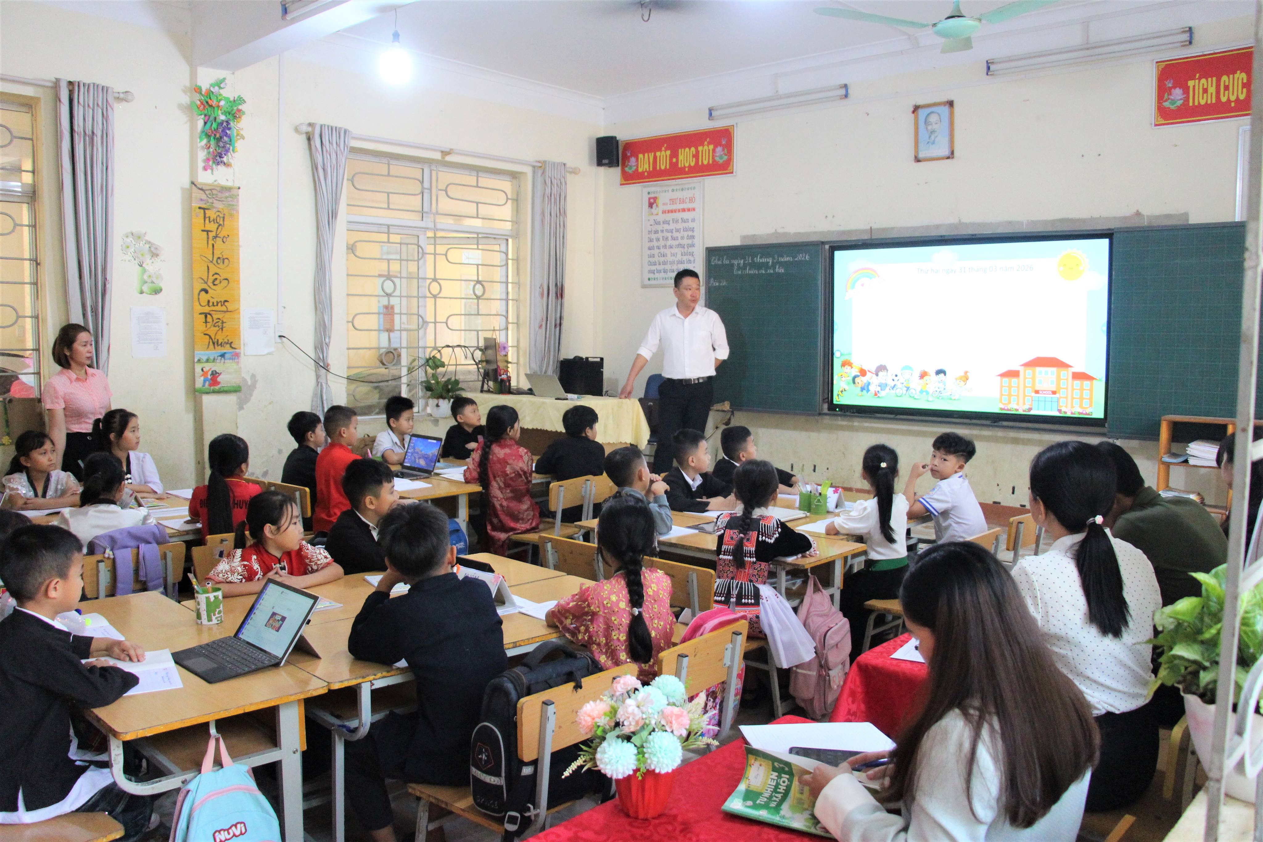 Chuyển biến tích cực từ công tác chuyển đổi số trên địa bàn xã Lê Lợi