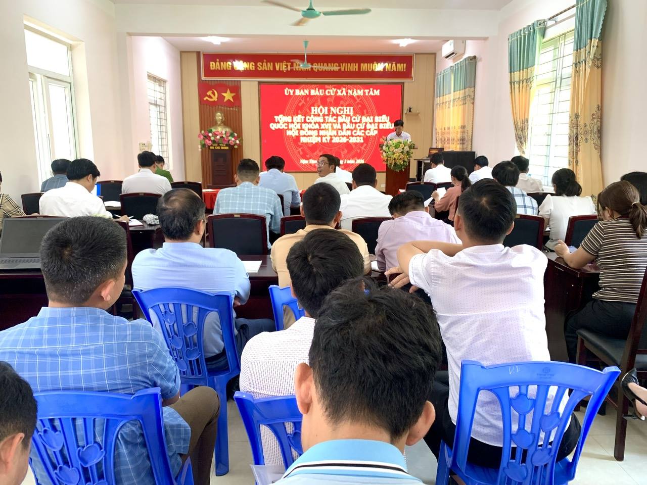 anh tin bai