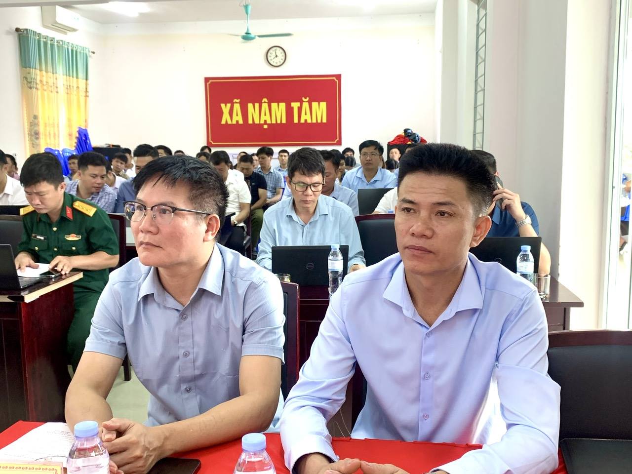 anh tin bai