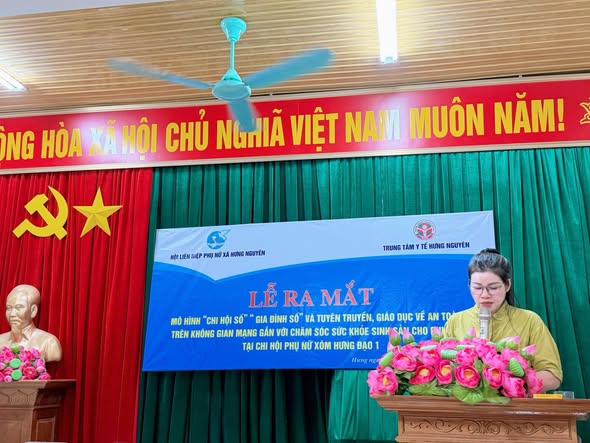 Trung tâm Y tế Hưng Nguyên phối hợp với Hội LHPN xã Hưng Nguyên tổ chức ra mắt mô hình  Chi hội số  Gia đình số Tuyên truyền, giáo dục về an toàn trên không gian mạng gắn với chăm sóc sức khỏe sinh sản cho chị em phụ nữ  xóm Hưng Đạo 1, xã Hưng Nguyên