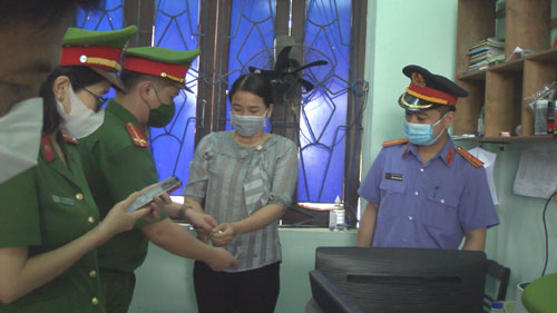 Anh-tin-bai