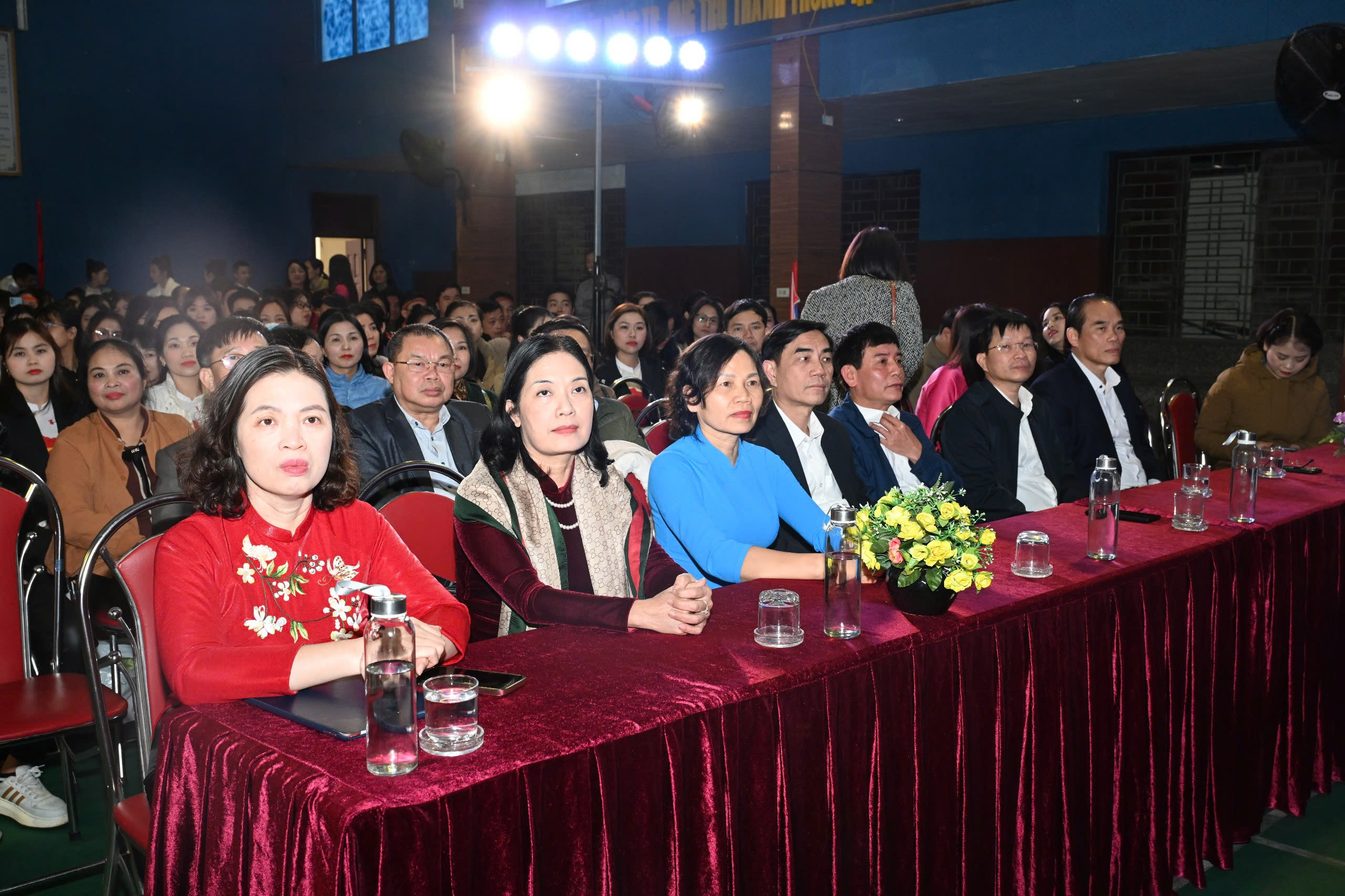 anh tin bai