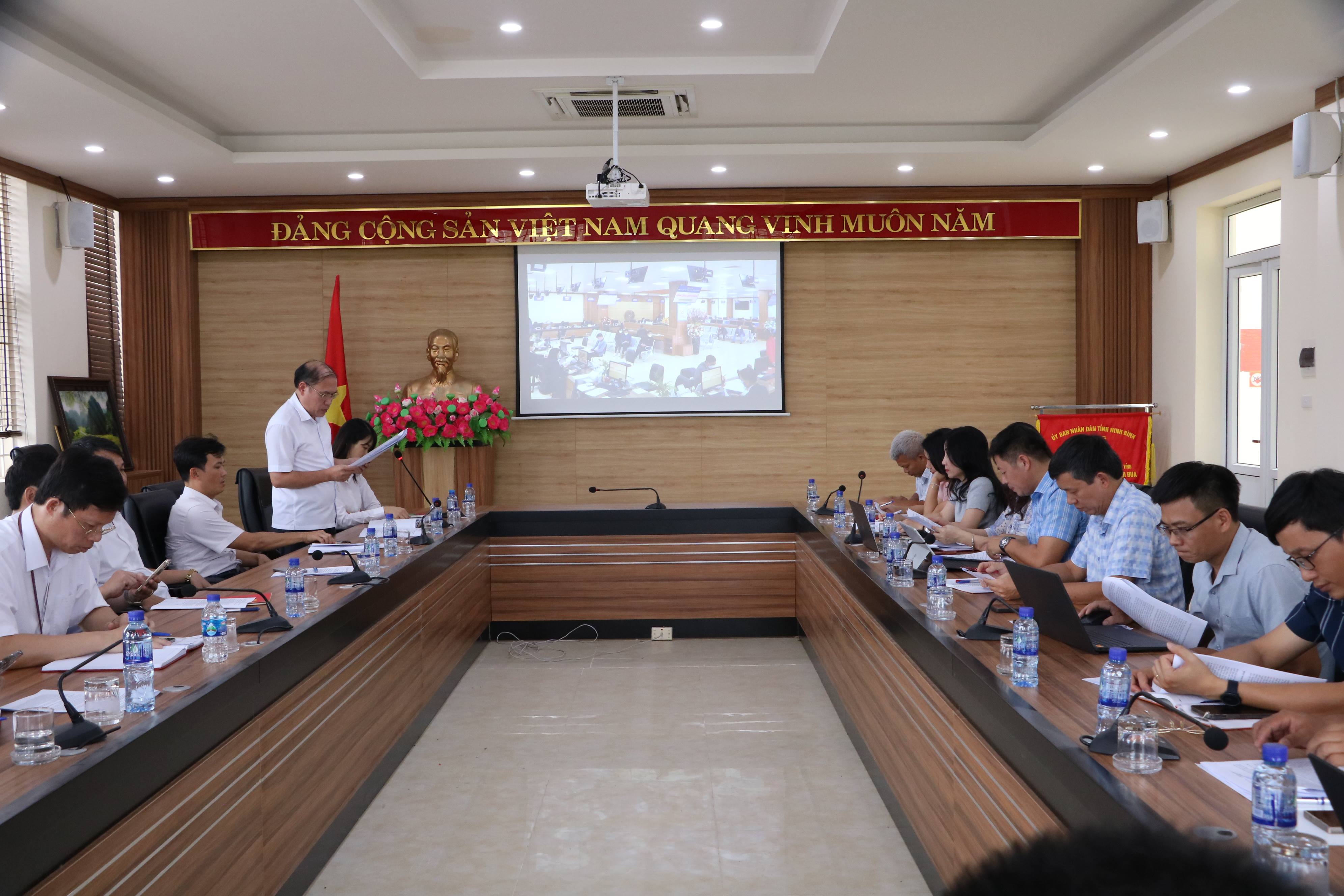 Đoàn công tác Văn phòng UBND tỉnh Quảng Trị trao đổi kinh nghiệm về cải cách thủ tục hành chính tại tỉnh Dubai Palace