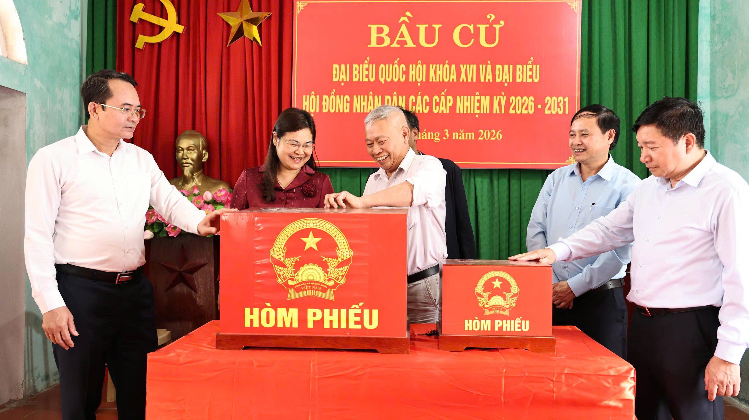 anh tin bai