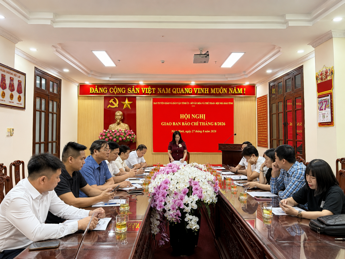 anh tin bai