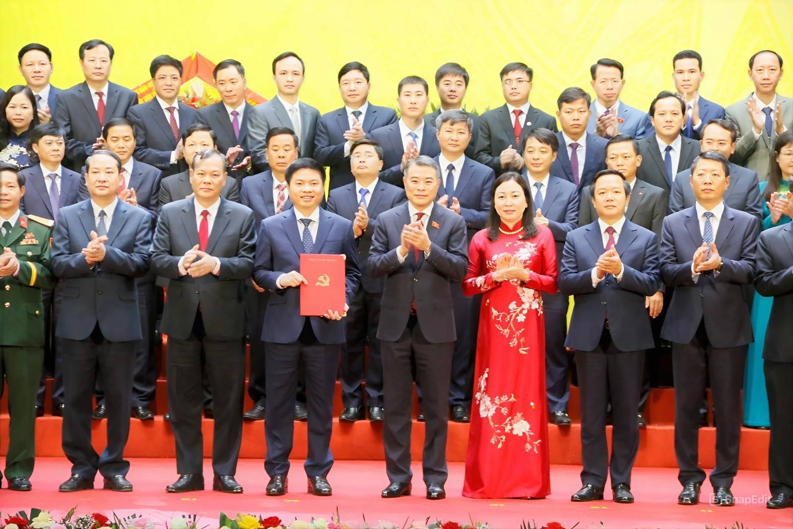 anh tin bai